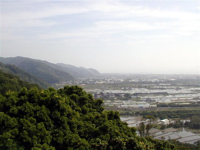 Looking north from the mountain range above Chaioshi